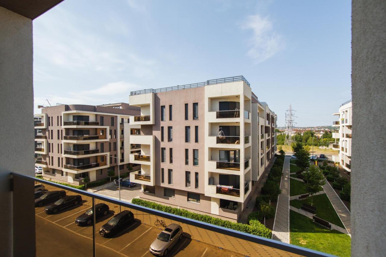Romantic Getaway At West Residence Oradea Extérieur photo